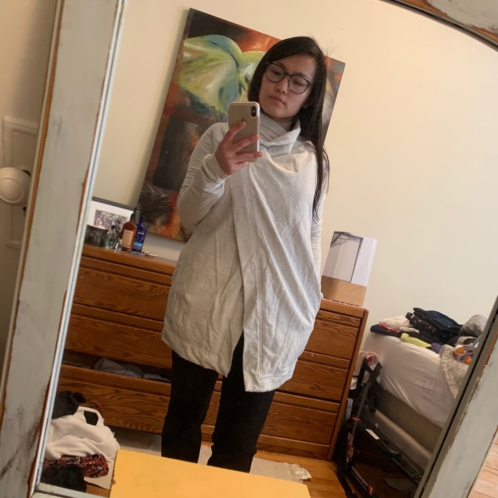 EUC lululemon wrap 4